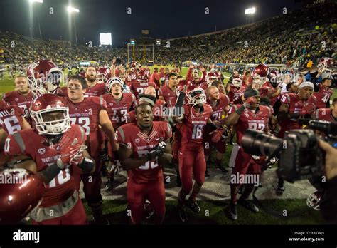 Double Overtime. 10th Oct, 2015. Washington State football team ...