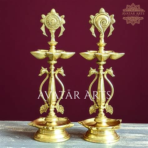 Brass Shankh Chakra Oil Lamp – Avatar Arts