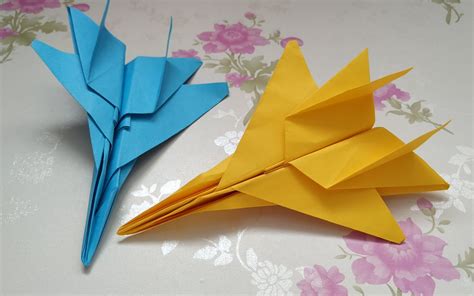 手工折纸DIY，如何折叠F15战斗机，超级简单的战斗机纸飞机折法
