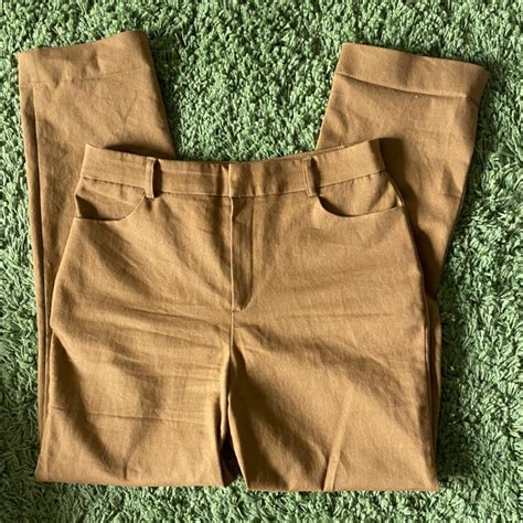 Tan khaki pants, straight leg🌟🌟🌟🍊🍊 Super... - Depop