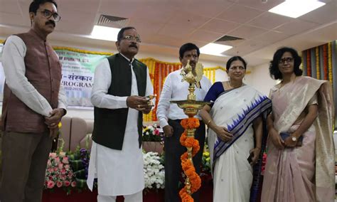 All India Institute of Ayurveda begins first batch of 100 BAMS students ...