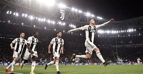 Juventus bought me to help them in games like this: Ronaldo after ...