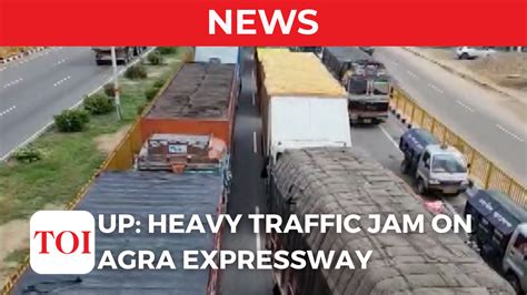 UP: Heavy traffic jam on Agra Expressway in Mathura
