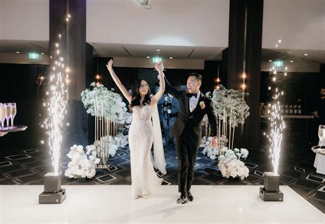 Best Wedding Bride Entrance 的图像结果