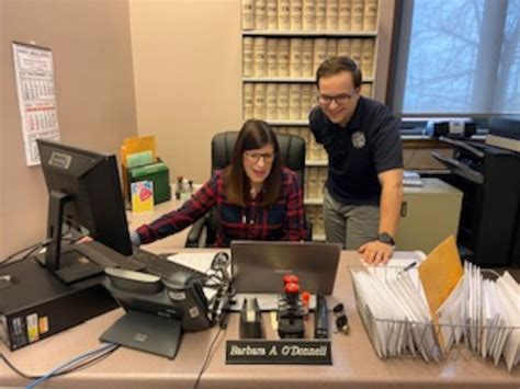 Cuyahoga County Probate Court begins issuing marriage licenses via ...