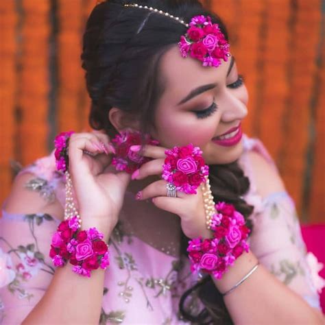 7 Artificial Flower Jewellery Online Ideas To Be Playful, Yet Right