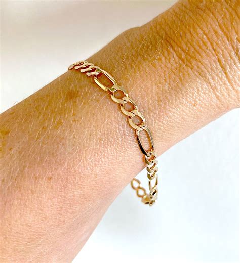 Gold Hand Chain Bracelet Ring at Bobby Flores blog