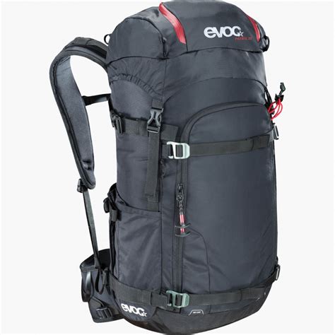 Gear Review | Evoc Patrol 32 | PowderGuide