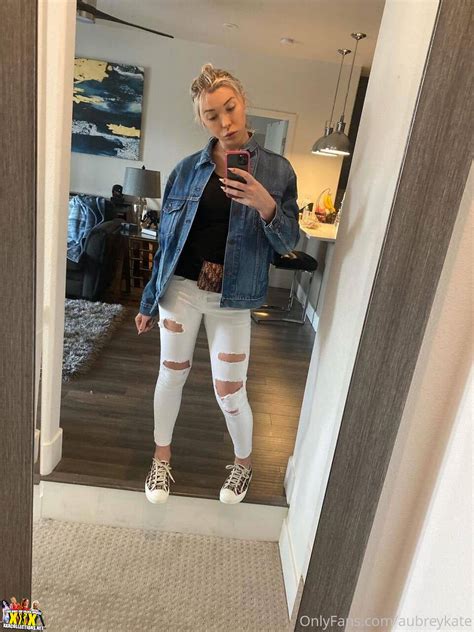 Scarlett Kisses Onlyfans - King Ice Apps