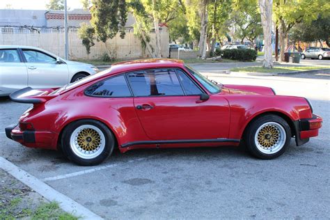 1975 Porsche 911 | Consignify