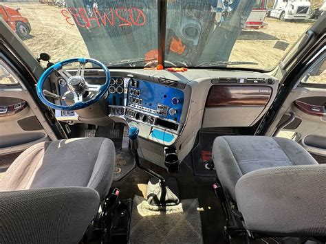 2002 Freightliner Century Class 120 Dashboard Assembly for a Freightliner C120 Century For Sale ...