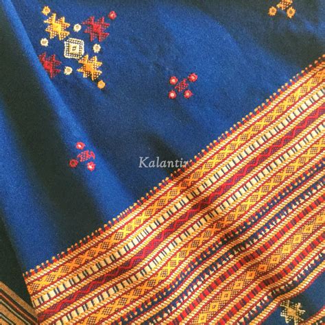 Beautiful Natural Wool Hand Embroidered Kutchi Gujarati Blue Shawl ...
