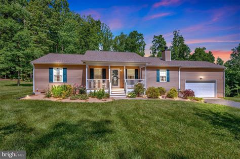 8656 Green Rd, Warrenton, VA 20187 - MLS VAFQ2008834 - Coldwell Banker