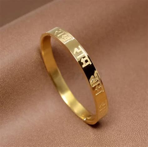 Gold Bracelets For Men - Mens Gold Bracelet Designs Online at Best ...