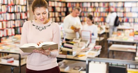 Local Bookshop 的图像结果