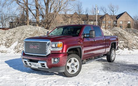 GMC Sierra HD 2015: Lorsque les besoins sont plus importants - Guide Auto