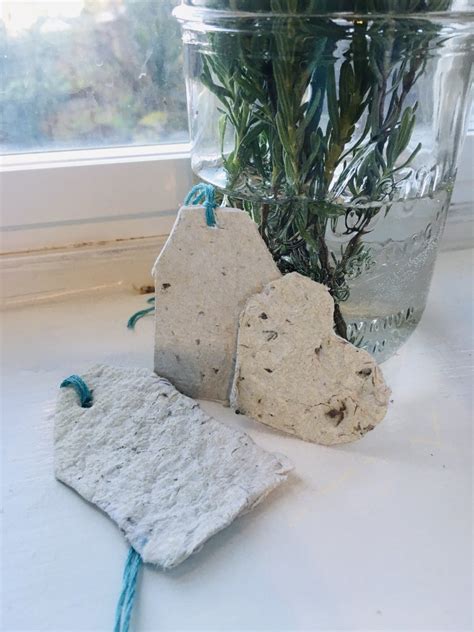 Making Homemade Paper 的图像结果