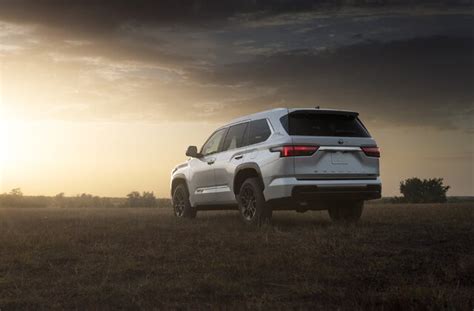 Best Off-Road SUVs in 2026 | U.S. News