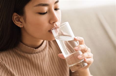 apa manfaat banyak minum air putih