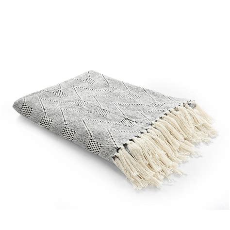 Zig Zag Cotton Throw Bedcover – Sashaaworld