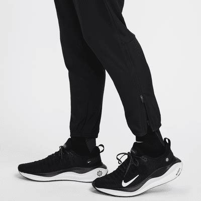 Nike Challenger Men's Dri-FIT Woven Running Trousers. Nike IN