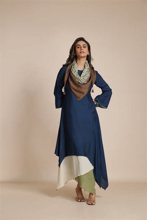 Spree : Wrap Yourself in Elegant Dresses for Women Online