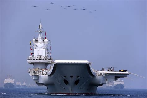 高清：中国海军“中华神盾”舰与美新军舰联合训练【12】--军事--人民网