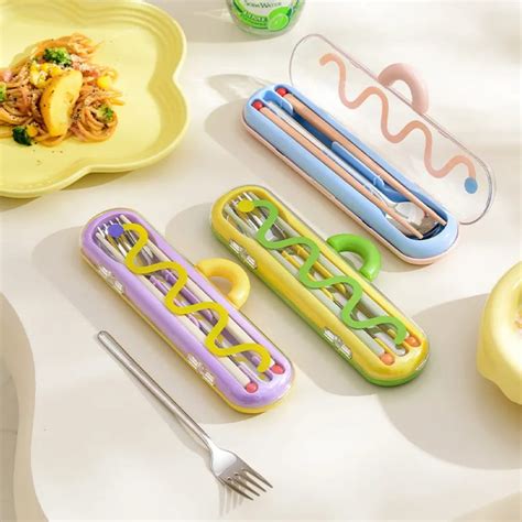 Buy Lunch Box Online in India at Upto 45% Off | MyneeMoe