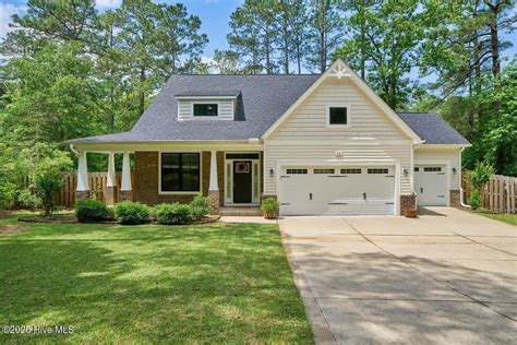 11 Bedford Cir, Pinehurst, NC 28374 | Homes.com
