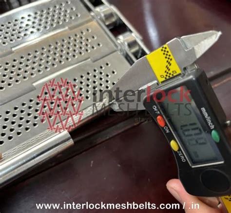 Chip Conveyor or Plate Mesh Belt - Ss Plate Link Conveyor Belt ...