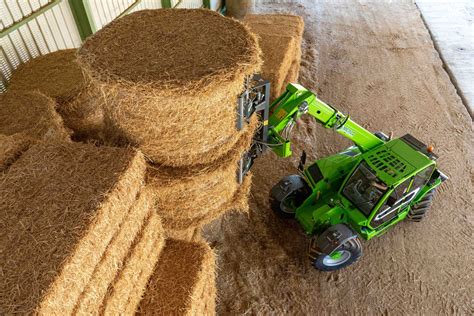 Manitou Telehandler vs Merlo 的图像结果