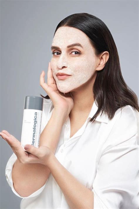 6 Facial cleansing powders to try if you have sensitive skin | Vogue India