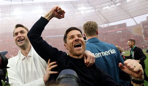 "That's why we keep going" - Bayer Leverkusen's Simon Rolfes has eye on treble - Get German ...