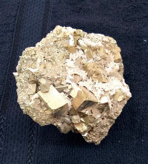 Pyrite(Specimen)
