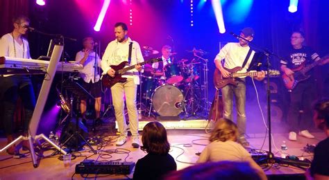 Viuz-en-Sallaz. Les reprises de Jean-Jacques Goldman ont enflammé la ...
