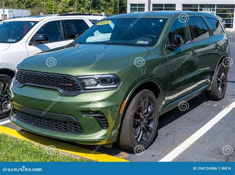 Monroeville, Pennsylvania, USA August 28, 2022 a Used Green 2021 Dodge Durango SUV for Sale ...