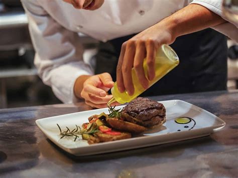 Tipping In London: The Essential Guide to London and the UK 2024 ...