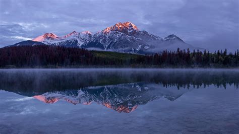 Pyramid Mountain, Jasper National Park [OC] [5472x3078] : r/EarthPorn