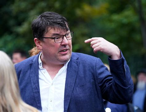Father Ted writer Graham Linehan ‘arrested over X posts’ on trans ...