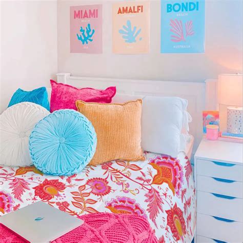 Preppy pink room decor aesthetic vsco beach – Artofit