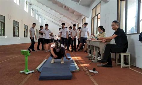 广州初中毕业生体育考试开考！最热项目依然是耐力跑明年标准将提高_南方网