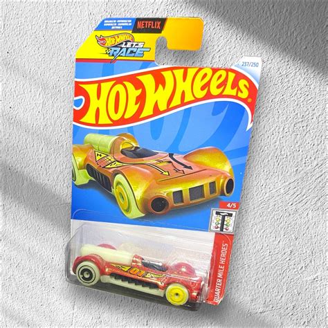 Hot Wheels - Premium - 1:64 - Retro Active Quarter Miles Heroes – The ...