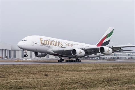 Emirates, EK series flights at Kuala Lumpur International Airport (KUL) - KLIA.Info