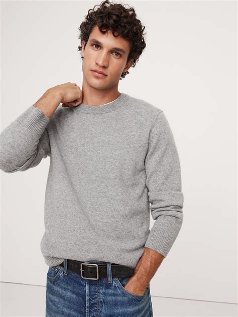 Cashmere Crew-Neck Sweater | Banana Republic