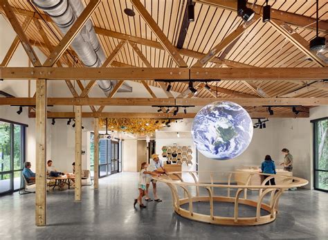 Marine Education Center at the Gulf Coast Research Laboratory by Lake ...