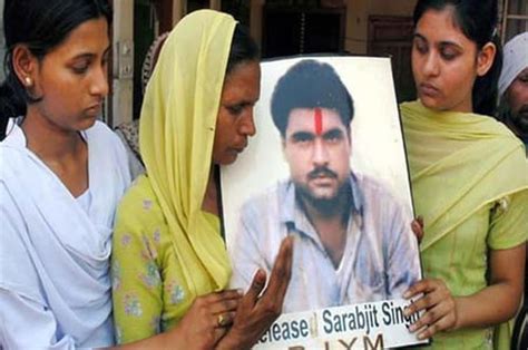 सरबजीत सिंह के हत्यारे की मौत पर उनकी बेटी का आया बयान: 'सच छिपाने की ...