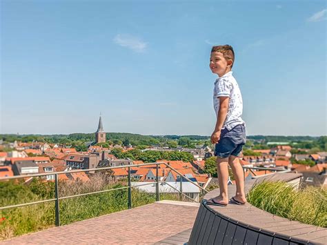 12 French Neighborhoods So Beautiful, You'll Want To Move There Immediately