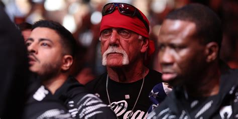 The Undertaker Reveals His Brutal Reaction to Hulk Hogan's WWE Raw Boos
