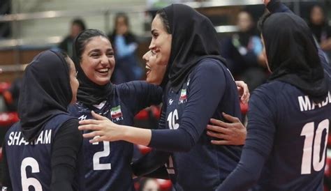 لاعبة إيرانية ببعثة المنتخب إلى أستراليا تعلق على ما يحدث ببلادها Aesthetic