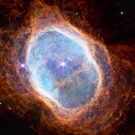 NASA's Hubble Telescope Image Of An Old 'Ring Nebula' Shows Mind ...